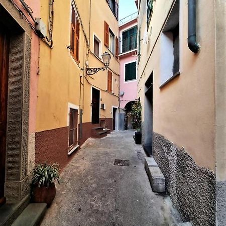 L' Onda Di Manarola Hotel Екстериор снимка